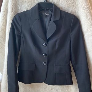 Black suit jacket by Le Suit Separates Sz 4